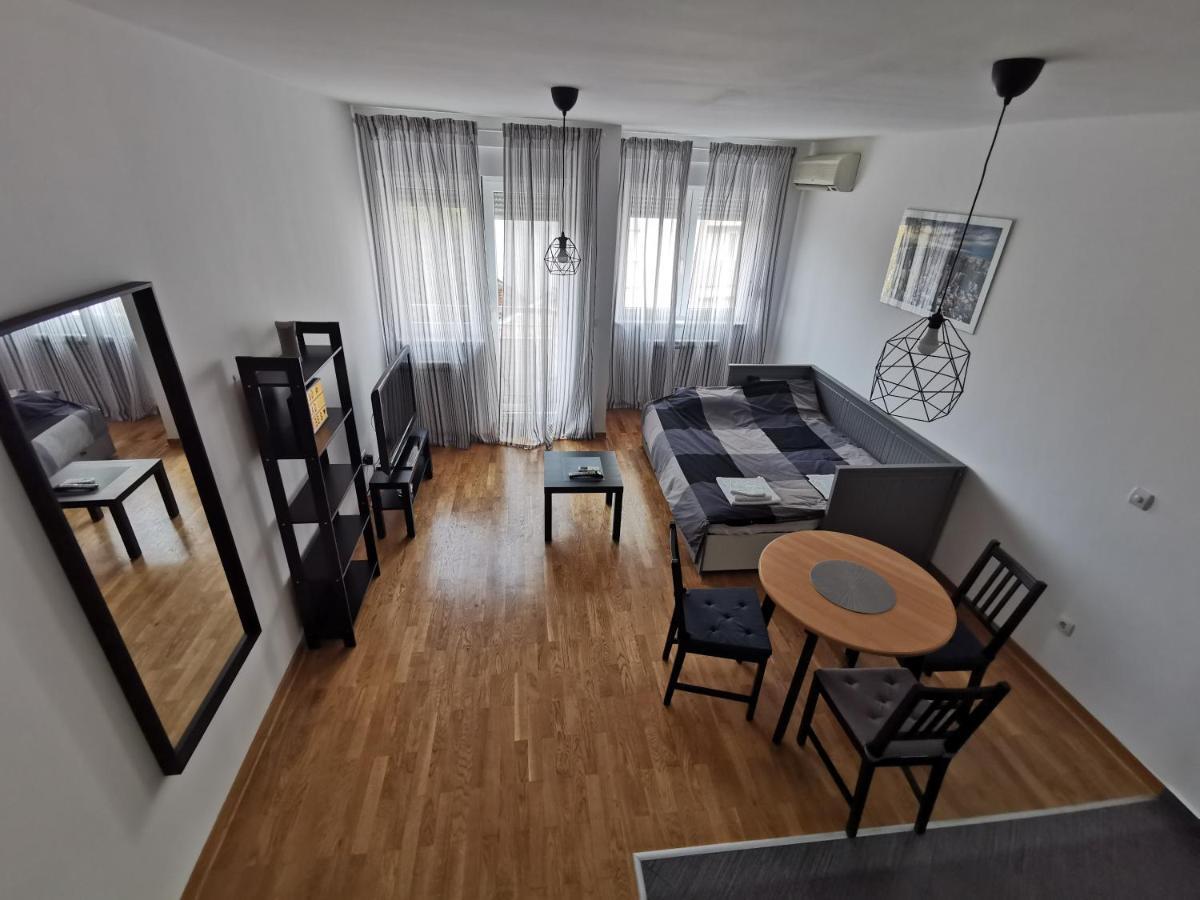 Charlie Aviv Park Apartment Beograd Ngoại thất bức ảnh